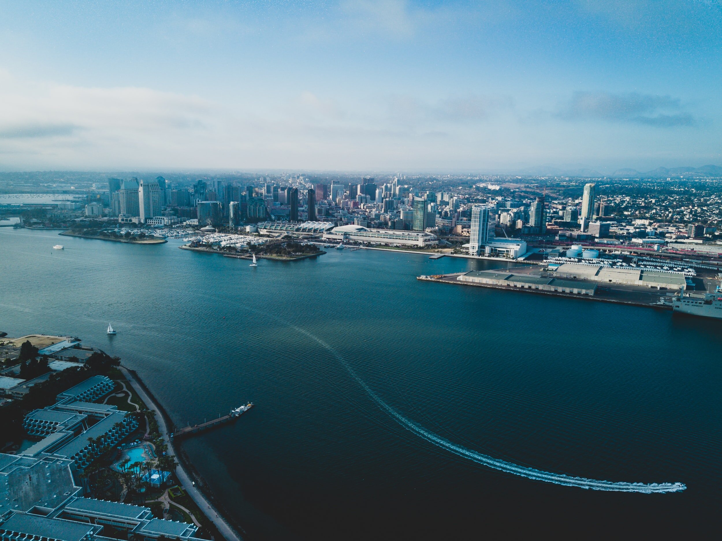 unsplash-image-RQF6bbS4shw.jpg